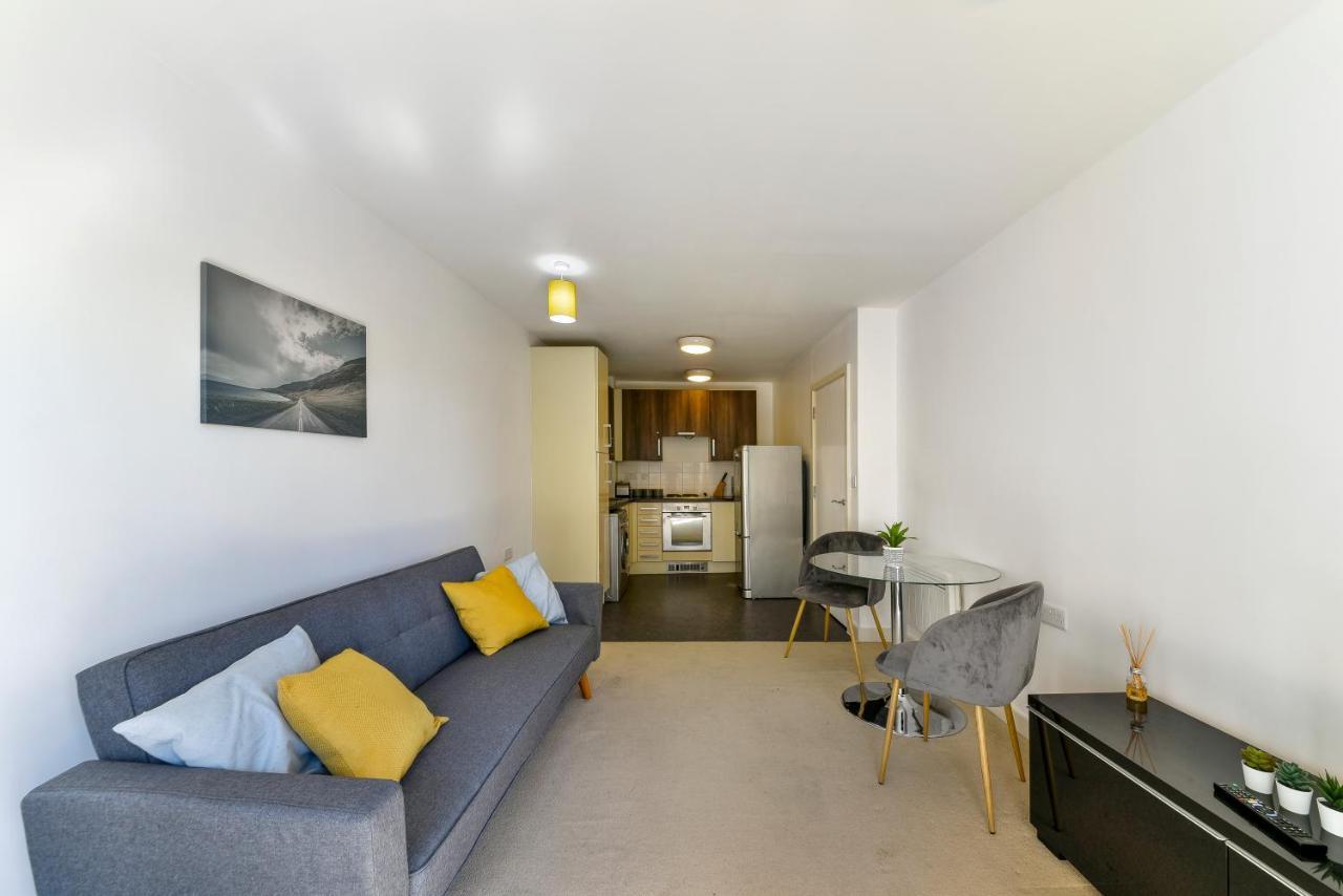 Luxe 1 Bed Flat 5 Mins To Stratford - Free Parking Apartment London Luaran gambar